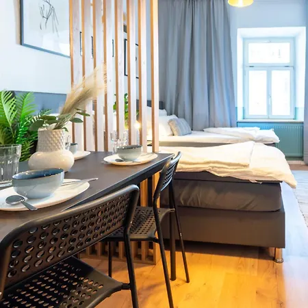 Stayando Center Retreat Mitten In Аугсбург