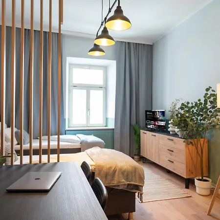 Апартаменты Stayando Center Retreat Mitten In *